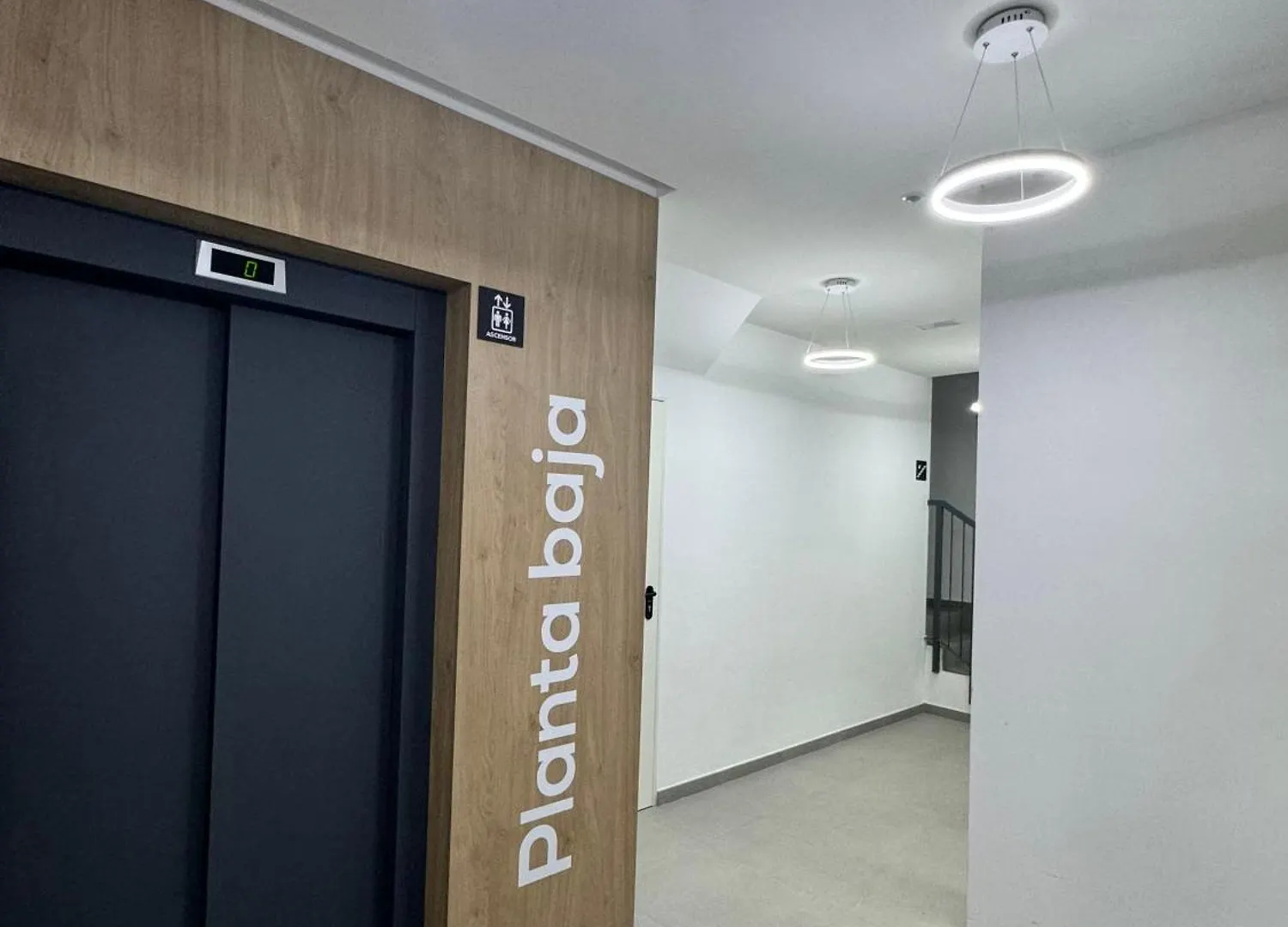 아파트 Apartamento Suite 미하스